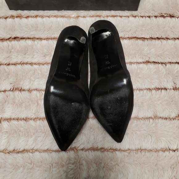 NEW -MARCIANO SUEDE PUMPS 👠 - Picture 7 of 8